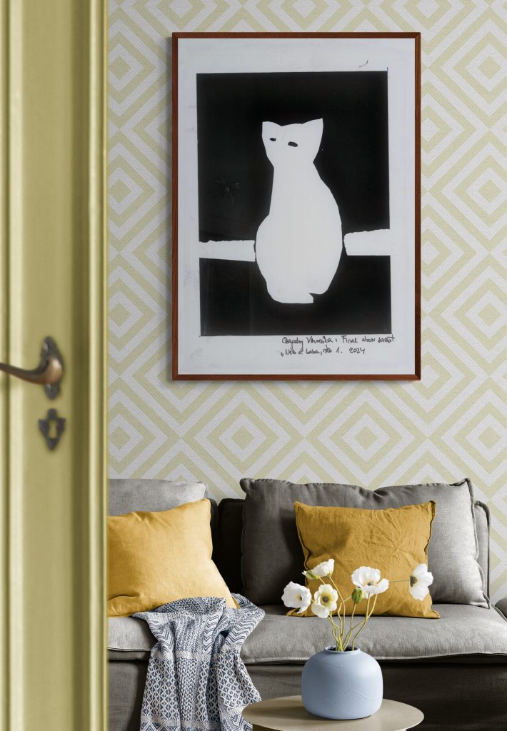 living-room-with-a-door-in-the-foreground (3)